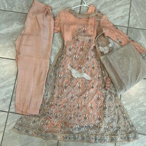 Pakistani dress 4 pieces